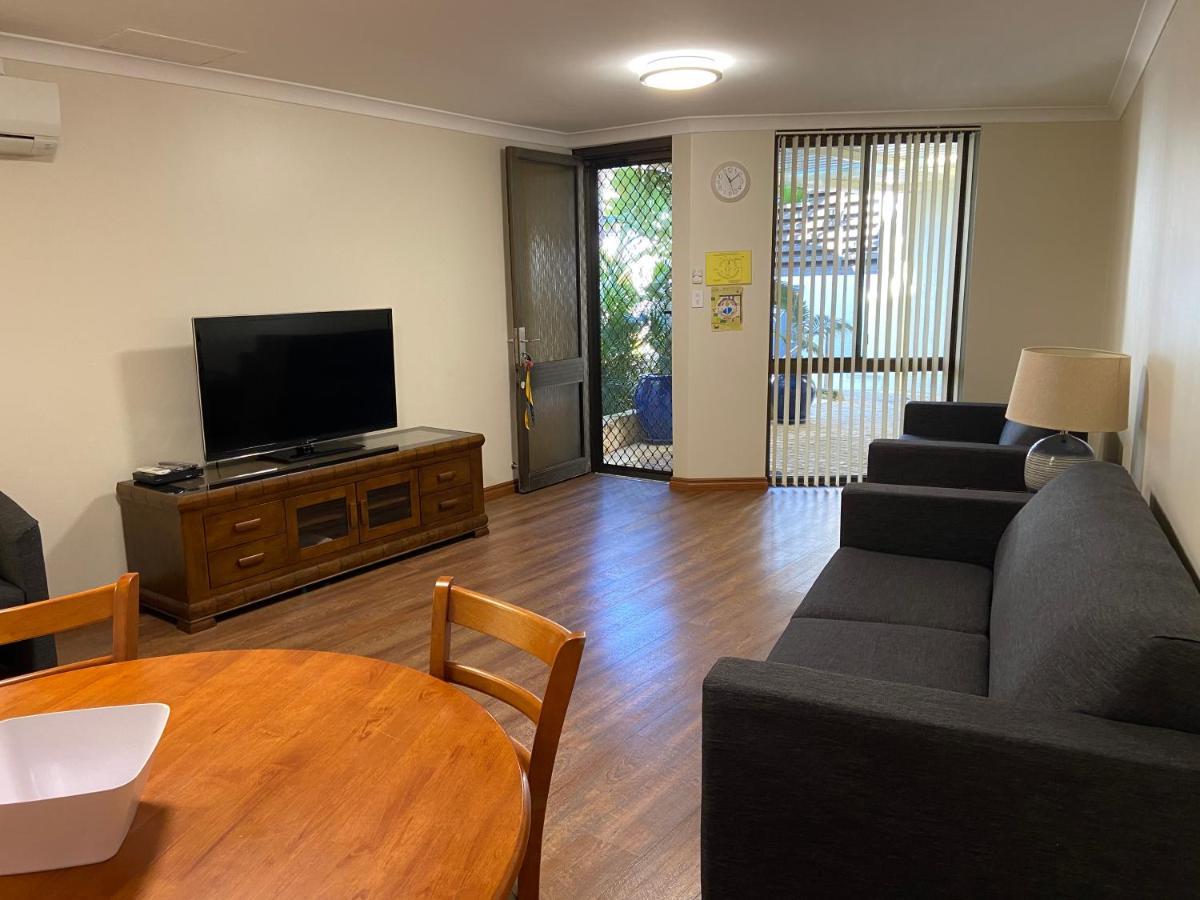 Silver Sands Resort Mandurah Exterior foto