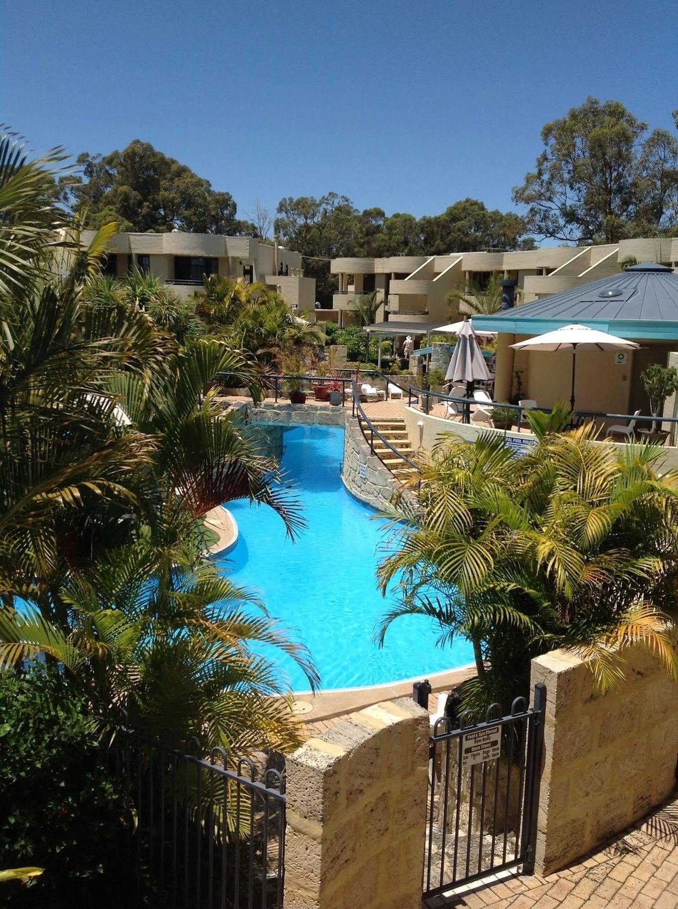 Silver Sands Resort Mandurah Exterior foto